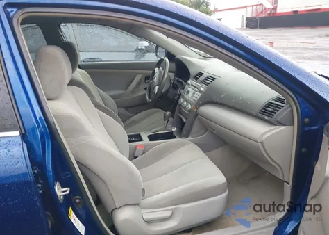 2008 Toyota Camry Le z USA, uszkodzony, nr VIN 4T1BE46K88U241542